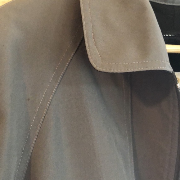 Vintage London Fog grey jacket w/inner liner. - Picture 10 of 11